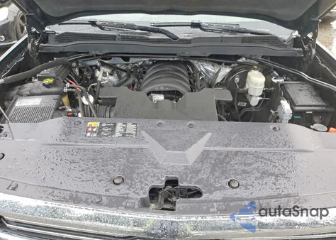 2015 Chevrolet Silverado K1500 High Country из США, поврежденный, VIN 3GCUKTECXFG108887